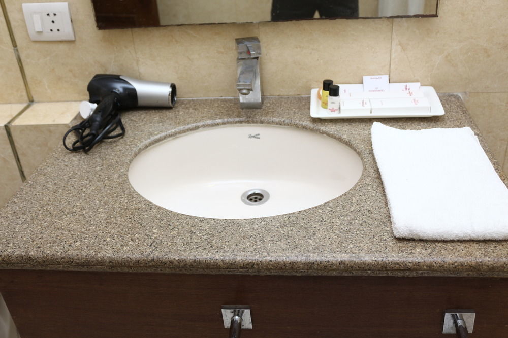 Fabhotel Goodwill Gk 1 Új-Delhi Kültér fotó