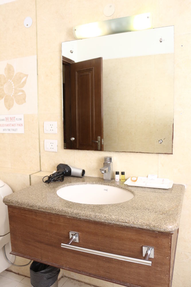 Fabhotel Goodwill Gk 1 Új-Delhi Kültér fotó